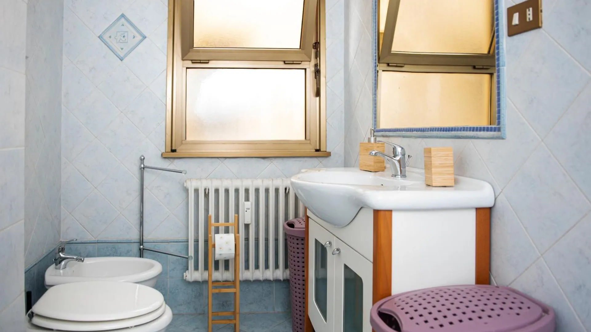 Appartement Luminoso E Ampio Appartamento Laterani36 Rome Italië